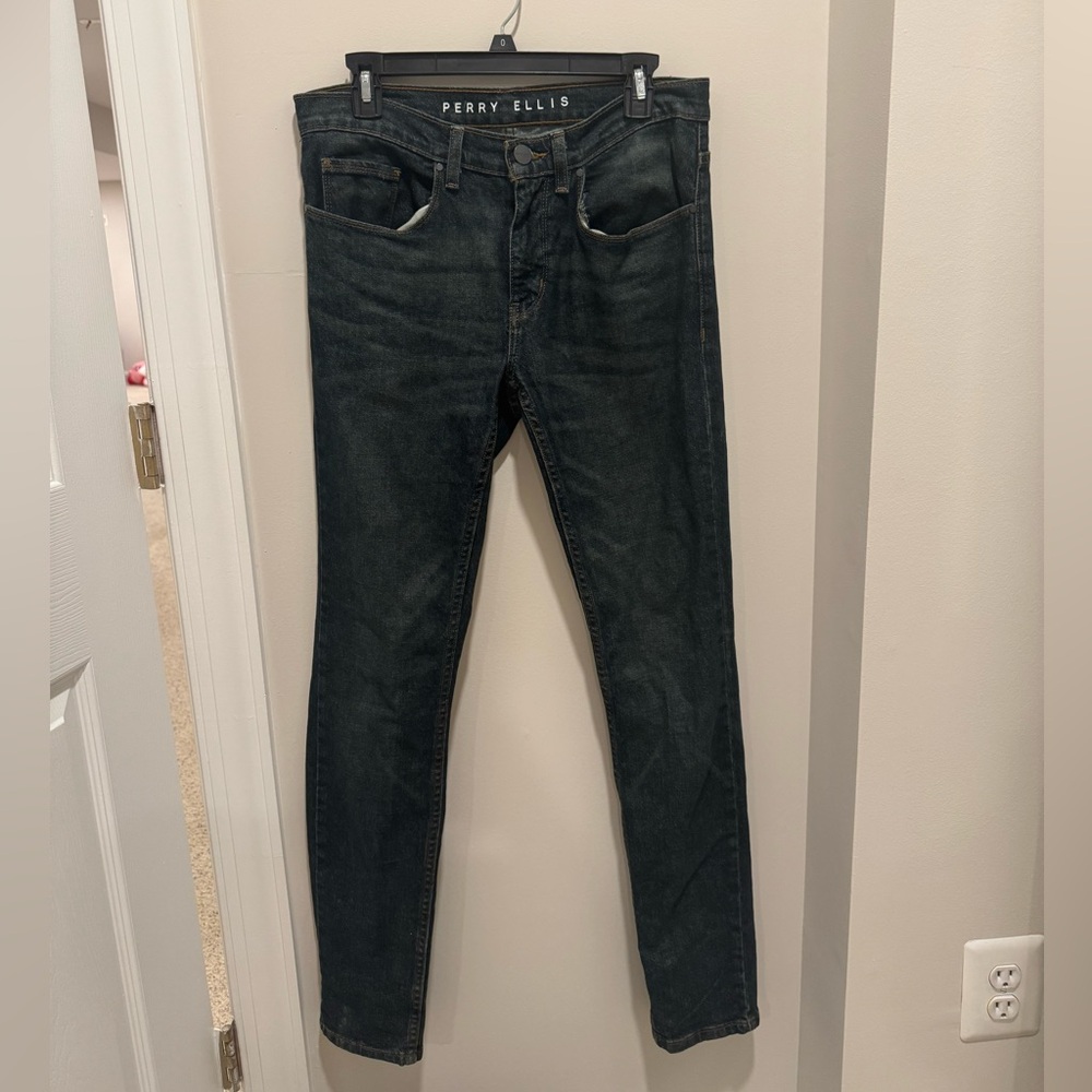 Perry Ellis Slim Jeans